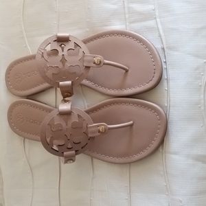 Best 25+ Deals for Tory Burch Miller | Poshmark